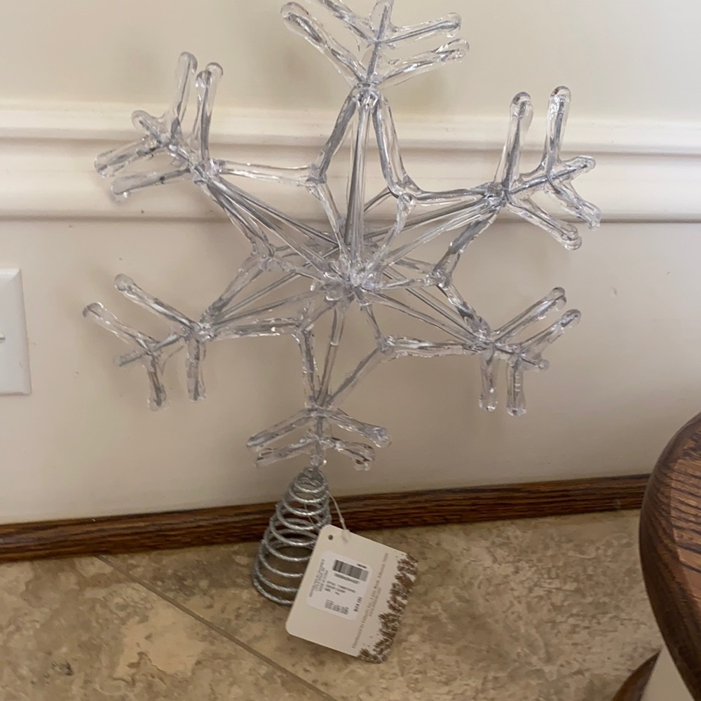 Christmas Tree Topper 14”X 11” NWT